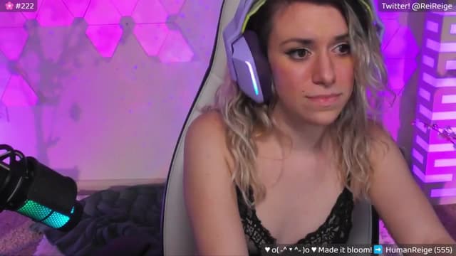 Gallery image thumbnail from Reige's myfreecams stream on, 05/03/2024, 11:03 image 3 of 20