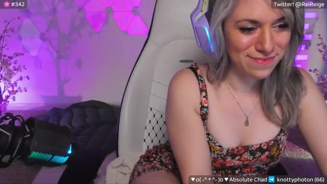 Gallery image thumbnail from Reige's myfreecams stream on, 05/08/2024, 07:06 image 6 of 20