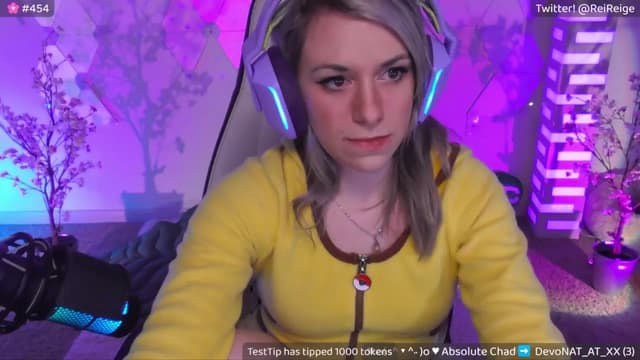 Gallery image thumbnail from Reige's myfreecams stream on, 05/10/2024, 06:38 image 4 of 20