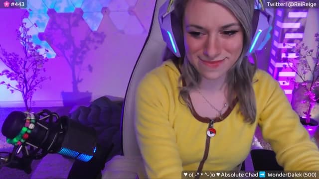 Gallery image thumbnail from Reige's myfreecams stream on, 05/10/2024, 06:38 image 17 of 20