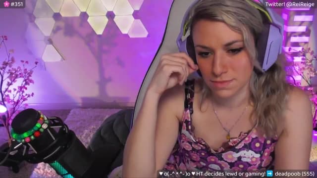 Gallery image thumbnail from Reige's myfreecams stream on, 05/18/2024, 11:35 image 3 of 20