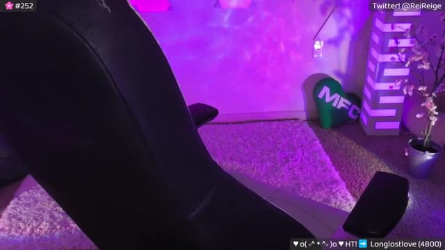 Gallery image thumbnail from Reige's myfreecams stream on, 05/19/2024, 10:55 image 17 of 20