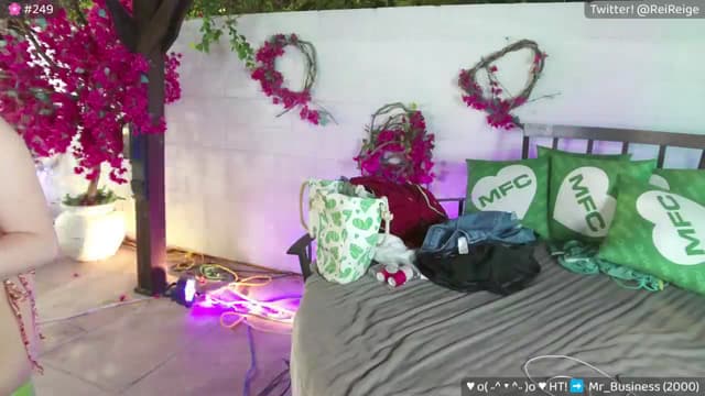 Gallery image thumbnail from Reige's myfreecams stream on, 05/22/2024, 06:28 image 16 of 20