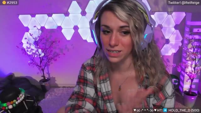 Gallery image thumbnail from Reige's myfreecams stream on, 06/12/2024, 07:50 image 11 of 20
