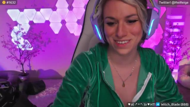 Gallery image thumbnail from Reige's myfreecams stream on, 06/13/2024, 07:20 image 7 of 20