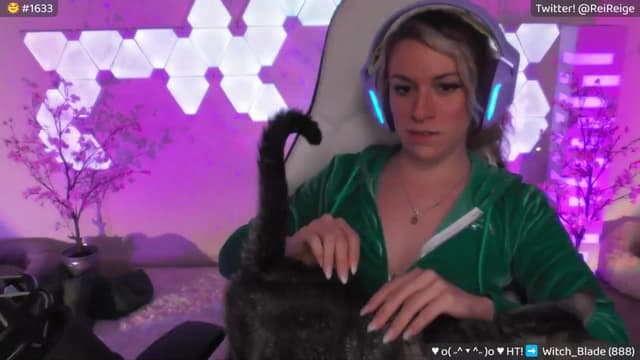 Gallery image thumbnail from Reige's myfreecams stream on, 06/13/2024, 07:20 image 10 of 20