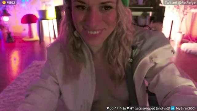 Gallery image thumbnail from Reige's myfreecams stream on, 07/03/2024, 10:52 image 1 of 20
