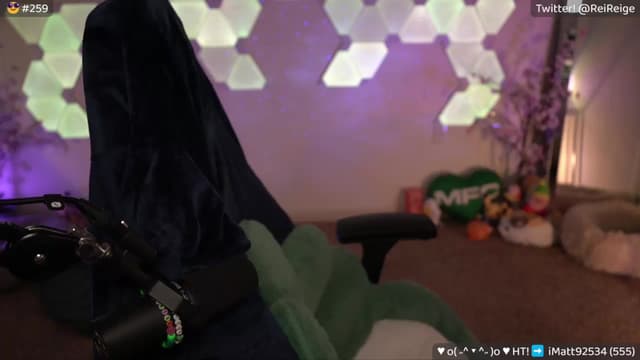 Gallery image thumbnail from Reige's myfreecams stream on, 07/12/2024, 08:34 image 6 of 20