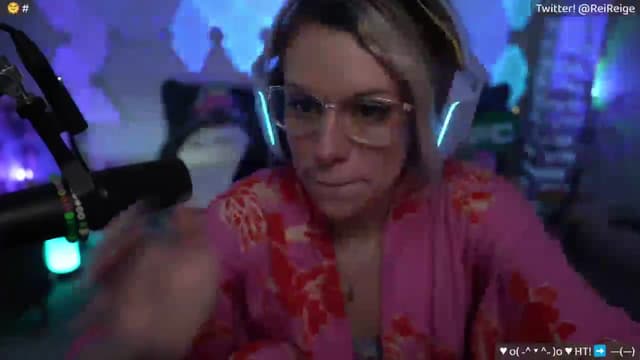 Gallery image thumbnail from Reige's myfreecams stream on, 08/03/2024, 12:30 image 15 of 20