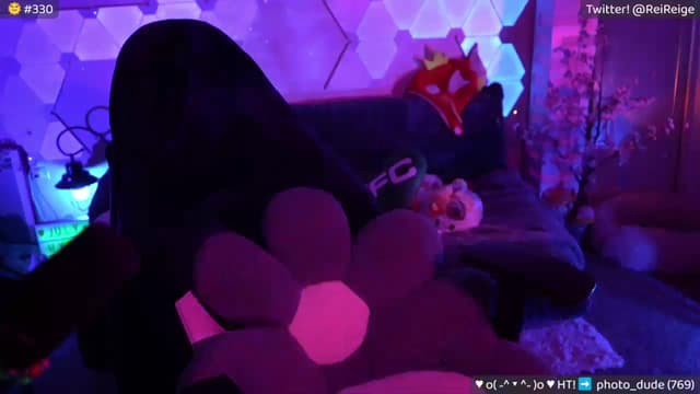Gallery image thumbnail from Reige's myfreecams stream on, 08/18/2024, 10:41 image 15 of 20