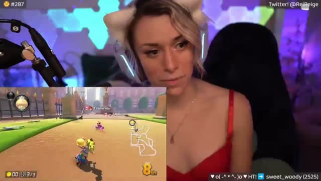Gallery image thumbnail from Reige's myfreecams stream on, 08/25/2024, 06:44 image 18 of 20