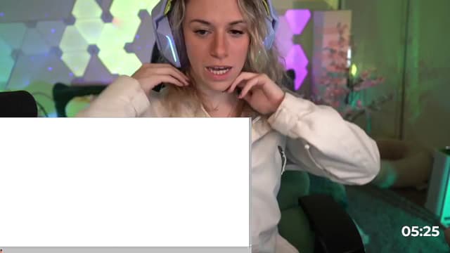 Gallery image thumbnail from Reige's myfreecams stream on, 09/18/2024, 09:12 image 8 of 20