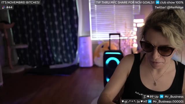 Gallery image thumbnail from Reige's myfreecams stream on, 11/17/2024, 16:19 image 18 of 20