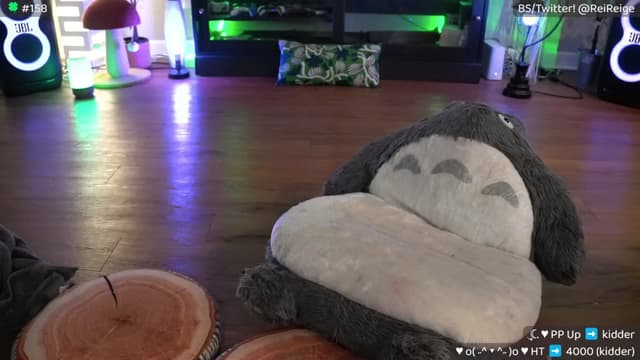Gallery image thumbnail from Reige's myfreecams stream on, 03/28/2025, 08:35 image 18 of 20