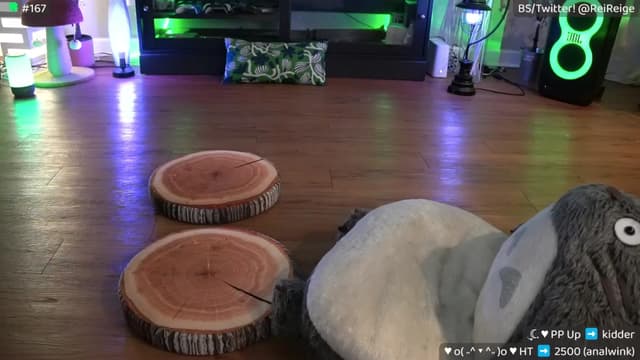 Gallery image thumbnail from Reige's myfreecams stream on, 03/28/2025, 08:35 image 8 of 20