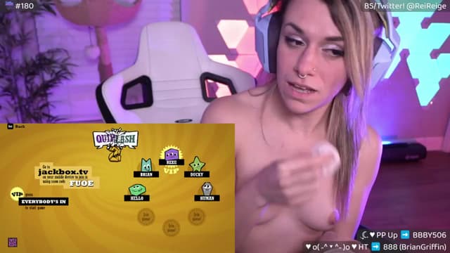 Gallery image thumbnail from Reige's myfreecams stream on, 04/06/2025, 13:01 image 9 of 20
