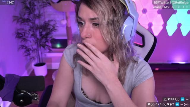Gallery image thumbnail from Reige's myfreecams stream on, 04/09/2025, 10:49 image 1 of 20