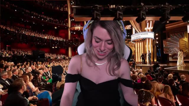 Gallery image thumbnail from Reige's myfreecams stream on, 04/20/2025, 10:19 image 4 of 20