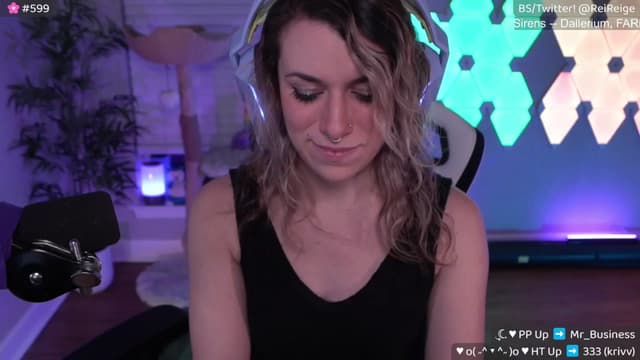 Gallery image thumbnail from Reige's myfreecams stream on, 05/08/2025, 10:38 image 6 of 20