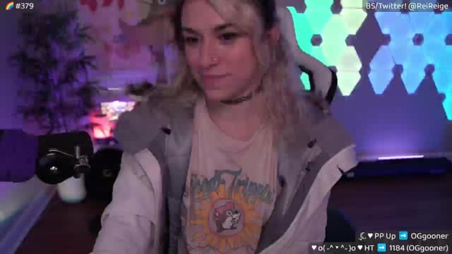Gallery image thumbnail from Reige's myfreecams stream on, 06/27/2025, 12:45 image 17 of 20