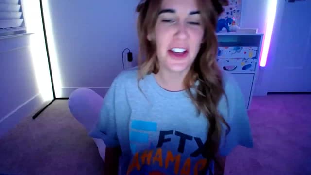 Gallery image thumbnail from Scout's myfreecams stream on, 02/08/2023, 05:17 image 7 of 20