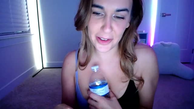 Gallery image thumbnail from Scout's myfreecams stream on, 02/11/2023, 05:15 image 19 of 20