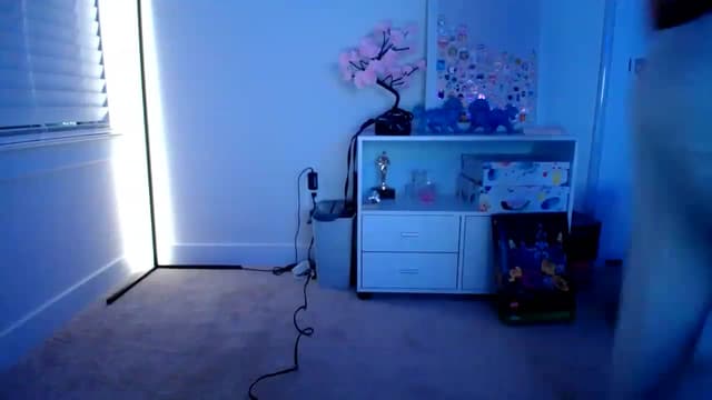 Gallery image thumbnail from Scout's myfreecams stream on, 02/15/2023, 05:57 image 3 of 20