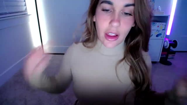 Gallery image thumbnail from Scout's myfreecams stream on, 03/18/2023, 03:05 image 4 of 20