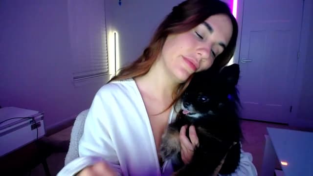 Gallery image thumbnail from Scout's myfreecams stream on, 05/03/2023, 06:09 image 7 of 20