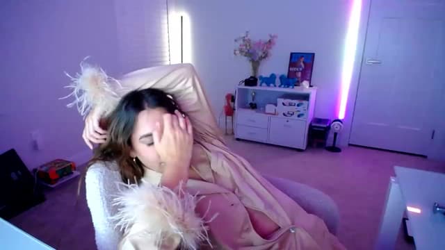 Gallery image thumbnail from Scout's myfreecams stream on, 06/06/2023, 04:57 image 5 of 20