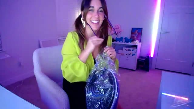 Gallery image thumbnail from Scout's myfreecams stream on, 08/10/2023, 03:56 image 13 of 20