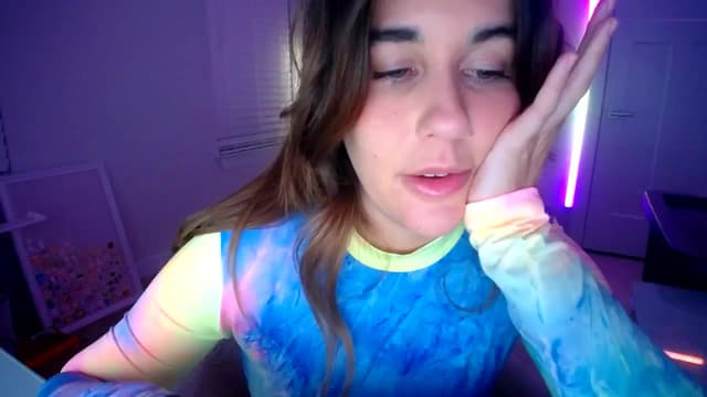 Gallery image thumbnail from Scout's myfreecams stream on, 09/01/2023, 03:18 image 14 of 20