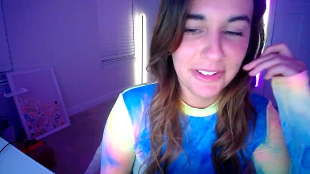 Gallery image thumbnail from Scout's myfreecams stream on, 09/01/2023, 05:44 image 4 of 20
