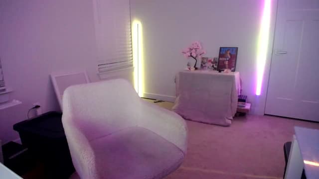 Gallery image thumbnail from Scout's myfreecams stream on, 10/15/2023, 05:02 image 2 of 20