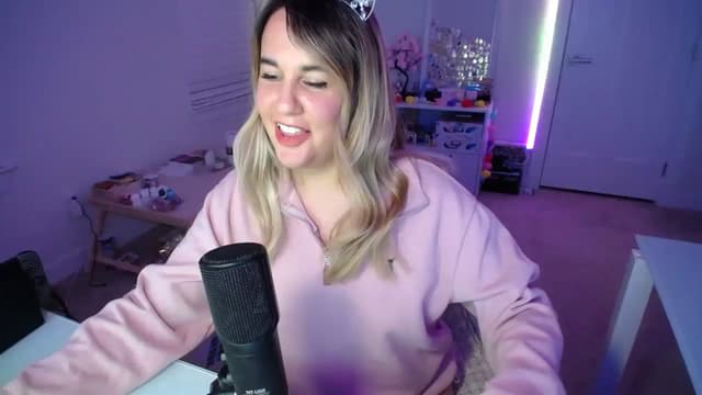 Gallery image thumbnail from Scout's myfreecams stream on, 03/13/2025, 01:29 image 1 of 20