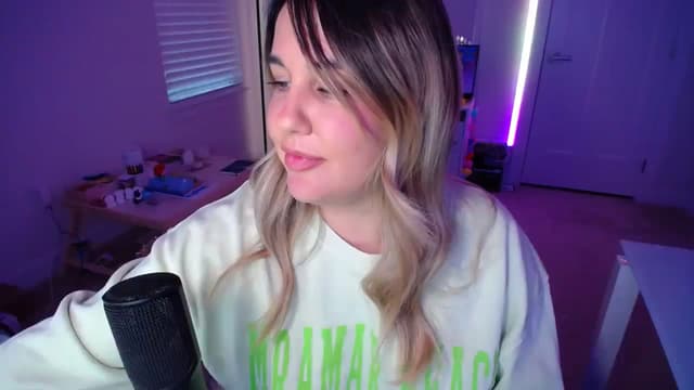 Gallery image thumbnail from Scout's myfreecams stream on, 05/08/2025, 24:01 image 14 of 20