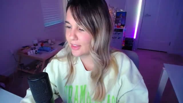Gallery image thumbnail from Scout's myfreecams stream on, 05/08/2025, 24:38 image 8 of 20