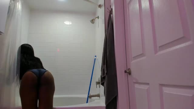 Gallery image thumbnail from Seven's myfreecams stream on, 07/24/2023, 20:34 image 18 of 20