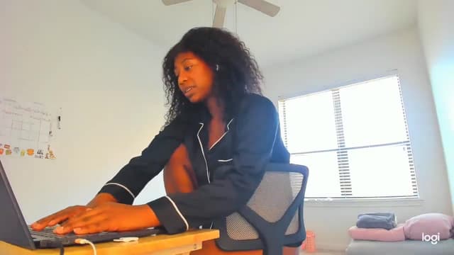 Gallery image thumbnail from Seven's myfreecams stream on, 12/29/2023, 16:41 image 7 of 20