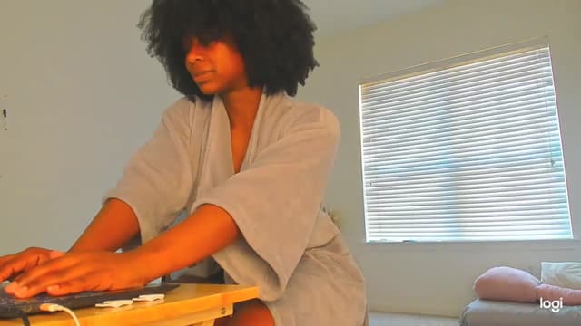 Gallery image thumbnail from Seven's myfreecams stream on, 12/30/2023, 16:47 image 7 of 20