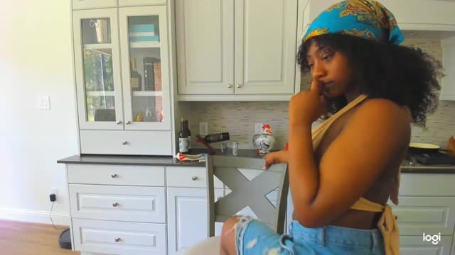 Gallery image thumbnail from Seven's myfreecams stream on, 04/13/2024, 17:22 image 14 of 20