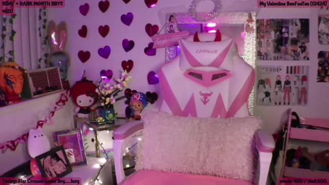 Gallery image thumbnail from SeySo's myfreecams stream on, 02/14/2023, 03:46 image 3 of 20