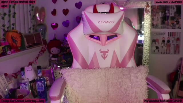 Gallery image thumbnail from SeySo's myfreecams stream on, 02/14/2023, 05:52 image 16 of 20