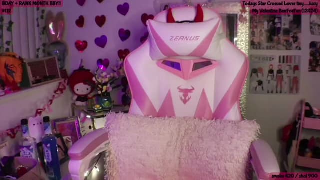 Gallery image thumbnail from SeySo's myfreecams stream on, 02/14/2023, 05:52 image 10 of 20