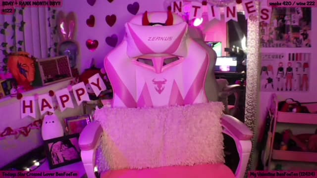 Gallery image thumbnail from SeySo's myfreecams stream on, 02/16/2023, 03:50 image 12 of 20