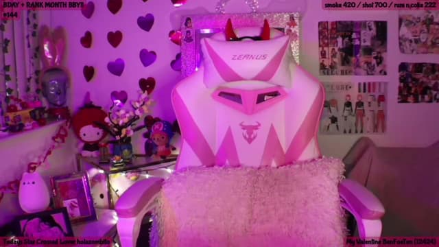 Gallery image thumbnail from SeySo's myfreecams stream on, 02/25/2023, 07:28 image 13 of 20