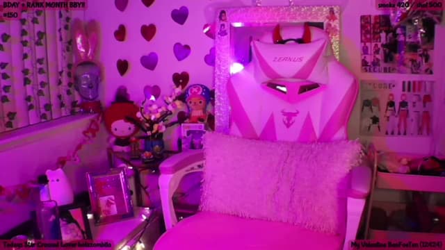 Gallery image thumbnail from SeySo's myfreecams stream on, 03/01/2023, 05:42 image 11 of 20