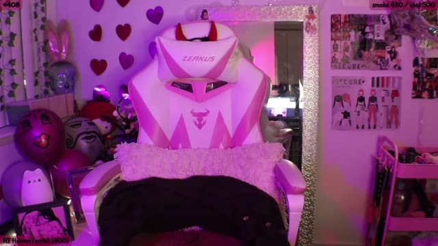 Gallery image thumbnail from SeySo's myfreecams stream on, 03/11/2023, 05:51 image 17 of 20