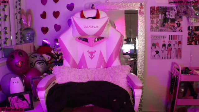 Gallery image thumbnail from SeySo's myfreecams stream on, 03/11/2023, 05:51 image 16 of 20