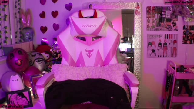Gallery image thumbnail from SeySo's myfreecams stream on, 03/11/2023, 05:51 image 15 of 20